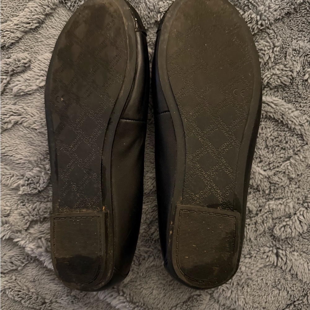 Vionic flats - Picture 3 of 4